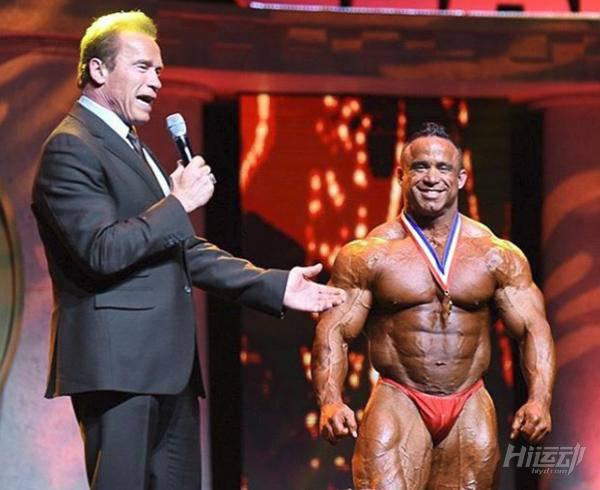 健身器械自己造：廢銅爛鐵加冰塊，冬季健身燥起來！