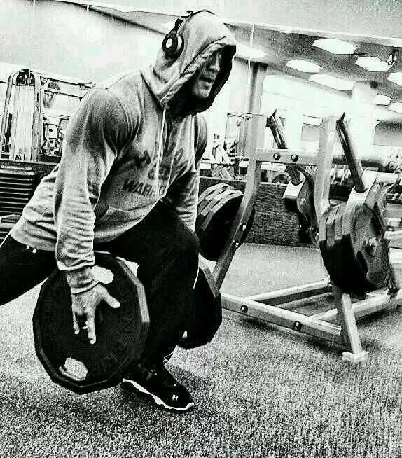 巨石強森的健身經驗分享 每天吃7頓