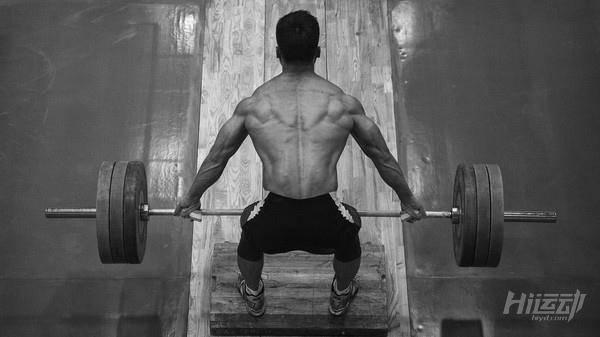 被國外媒體稱為“舉起世界的男人”！一次次刷新老外對力量的認知