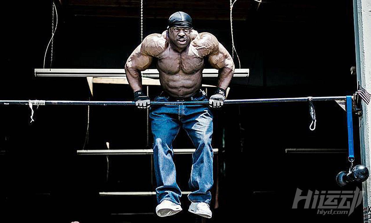 壯如猛獸的黑幫頭目 坐牢11年變健身網紅