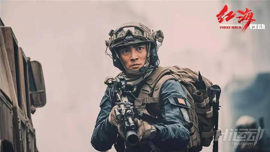 現代戰爭片不是愛情片，想演軍人，所有演員先健身訓練半年