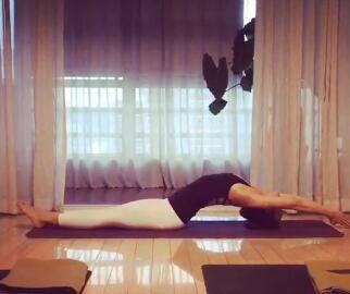 糾正駝背 一套簡單的糾正駝背方法