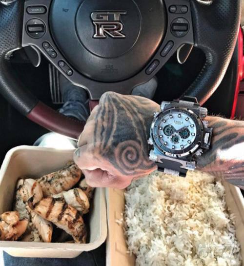 這位一秒大肚腩變腹肌的帥哥！一日五餐都吃些什么？