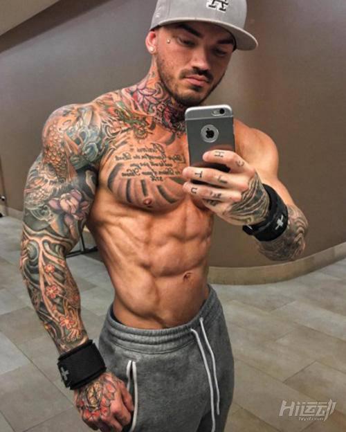 這位一秒大肚腩變腹肌的帥哥！一日五餐都吃些什么？