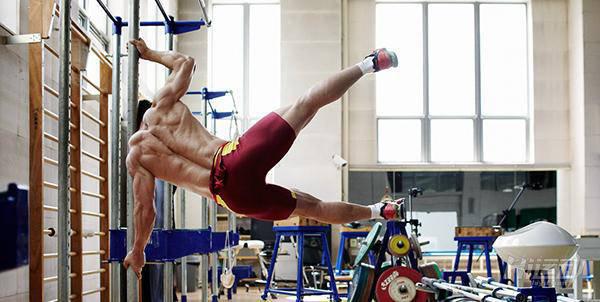 被國外媒體稱為“舉起世界的男人”！一次次刷新老外對力量的認知