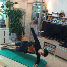 寧澤濤親身示范 教你練出完美腹肌