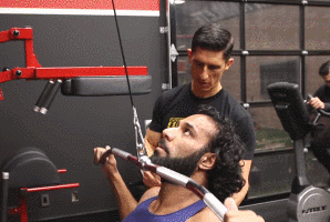 WWE巨星金馬豪拜見頂級教練Jeff尋求幫助