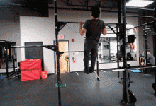 超級勵志！60歲大爺健身完爆小鮮肉