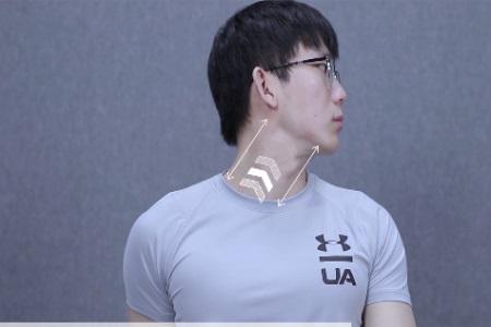 女性脖子酸痛怎么辦？一組簡單的瑜伽動作就能幫你消除疼痛