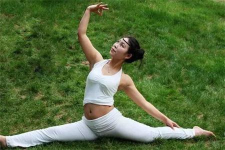 初學者瑜伽動作，全身燃脂瘦腰瘦腿瘦手臂
