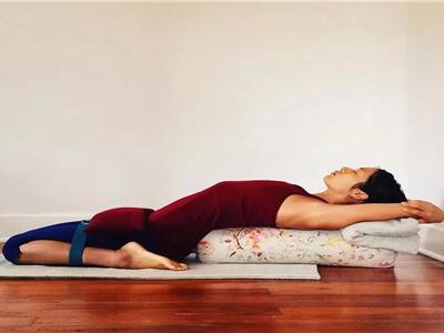 八個開髖瑜伽體式動作，堅持鍛煉絕對有效