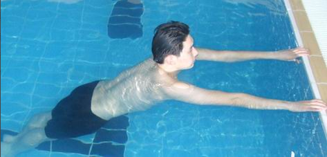 游泳可以起到強身健體的效果,游泳的好處