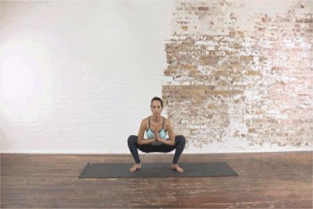 痛經怎么緩解？教你掰腿的正確姿勢和瑜伽動作來改善問題