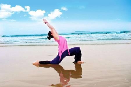 瑜伽初級視頻教程初級全套，女生在家練出細腰身材