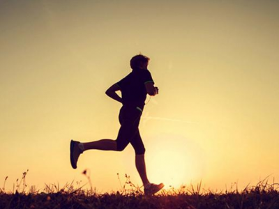 800米慢跑時的呼吸方式