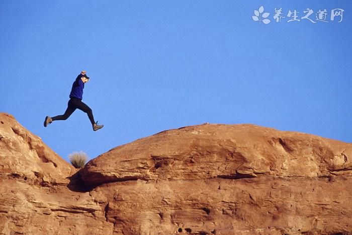 古典舞怎么跳不僵硬-易網<a href=http://m.henggaotouzi.com/ target=_blank class=infotextkey>健康養生</a>網 古典舞怎么跳不僵硬