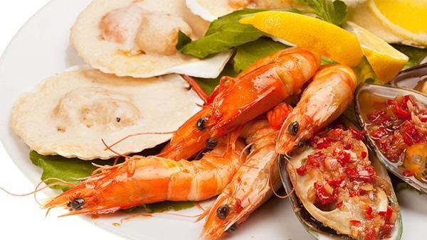 減肥能吃肉?吃貨福利:吃淺色肉也能瘦身-易網健康<a href=http://m.henggaotouzi.com/jkys/ target=_blank class=infotextkey>養生</a>網 減肥能吃肉?吃貨福利:吃淺色肉也能瘦身