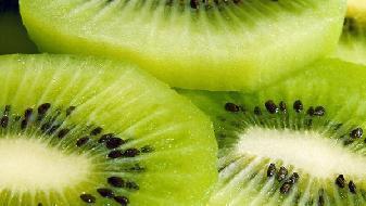 減肥瘦肚腩，早餐前一定要喝杯水