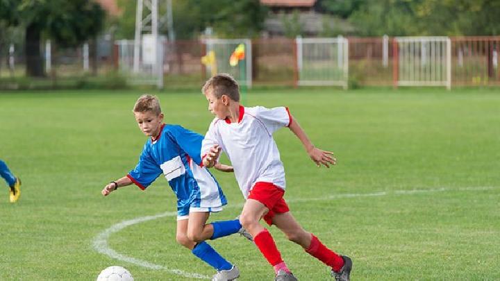 晚上如何運動能減肥 晚上運動注意4個事項-易網<a href=http://m.henggaotouzi.com/ target=_blank class=infotextkey>健康養生</a>網 晚上如何運動能減肥 晚上運動注意4個事項