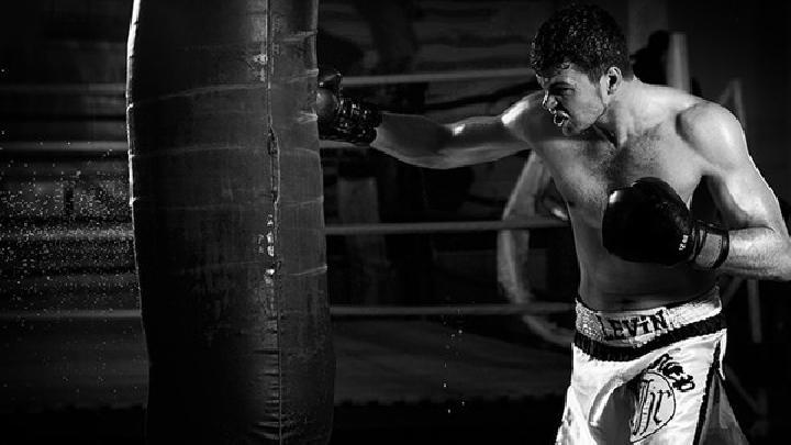 正確跑步減肥方法是什么 跑步減肥這樣做燃脂效果翻倍-易網<a href=http://m.henggaotouzi.com/ target=_blank class=infotextkey>健康養生</a>網 正確跑步減肥方法是什么 跑步減肥這樣做燃脂效果翻倍