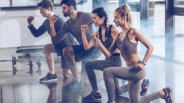 每天300個深蹲3年后會怎么樣 蹲下對人體有這些好處