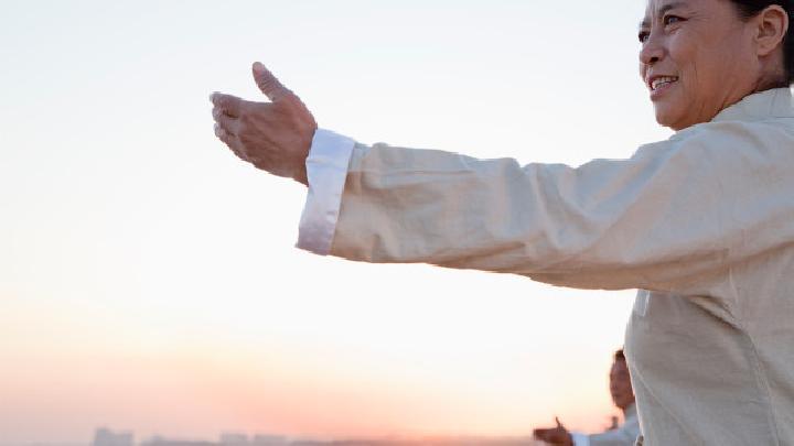 春季減肥喝什么粥比較好 春季減肥控制食欲的方法