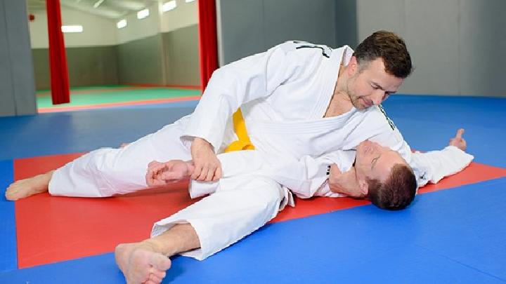 夏季減肥吃什么食物好 夏季減肥的飲食原則和食物推薦