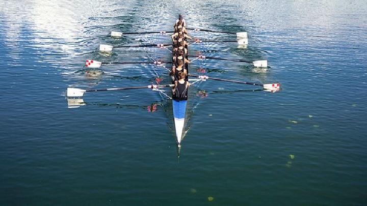 飯后靠墻站立半小時能減肥嗎？飯后靠墻站立有六大好處