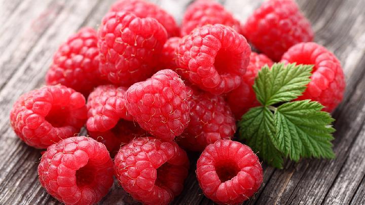 跳繩減肥單腳還是雙腳呢？跳繩減肥的正確方法是什么？