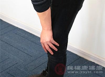 每天都堅持深蹲對身體有什么好處 新手如何深蹲