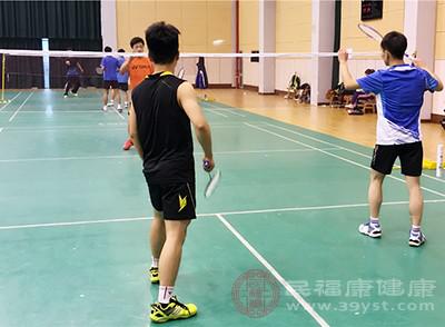 權威醫學雜志選出的最佳運動 跑步游泳都比不上-易網健康<a href=http://m.henggaotouzi.com/jkys/ target=_blank class=infotextkey>養生</a>網 權威醫學雜志選出的最佳運動 跑步游泳都比不上