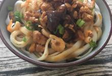 炸醬粉的做法-醬香味拌菜譜