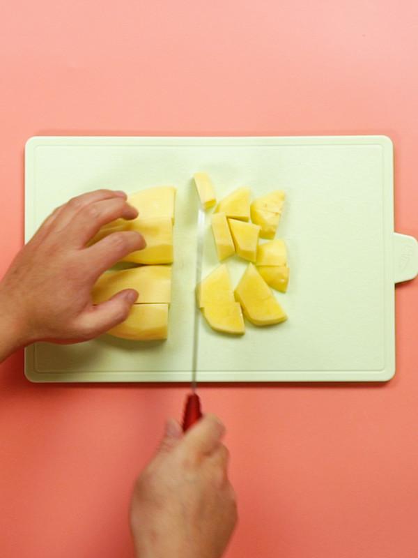 土豆燉五花肉的做法-咸鮮味燉菜譜