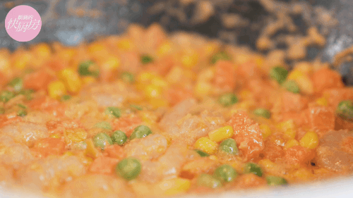 金沙炒飯的做法-咸鮮味炒菜譜