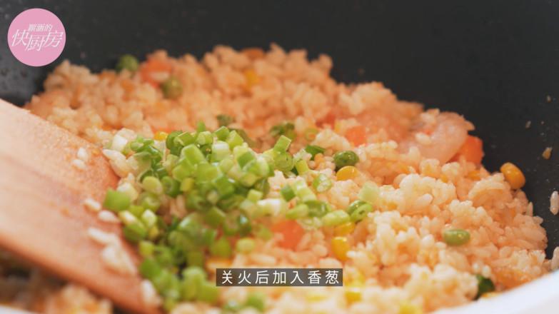 金沙炒飯的做法-咸鮮味炒菜譜