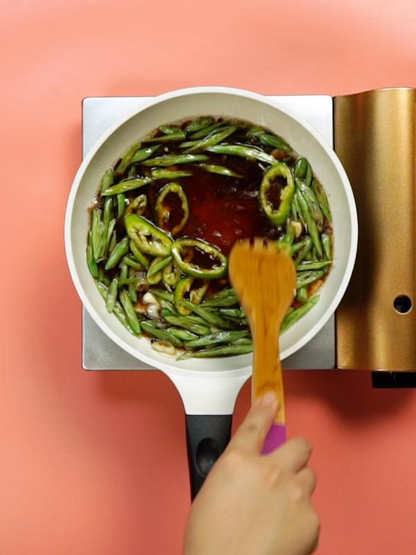 家常燜面的做法-家常味燜菜譜 家常燜面的做法-家常味燜菜譜