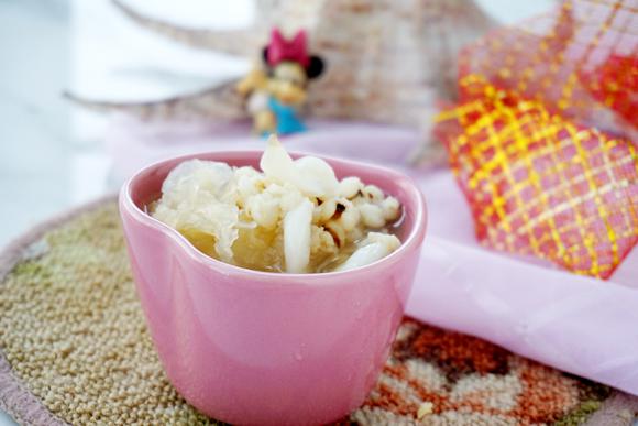 百合薏米銀耳湯的做法-甜味煮菜譜