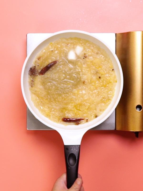 酸菜燉粉條的做法-酸辣味燉菜譜