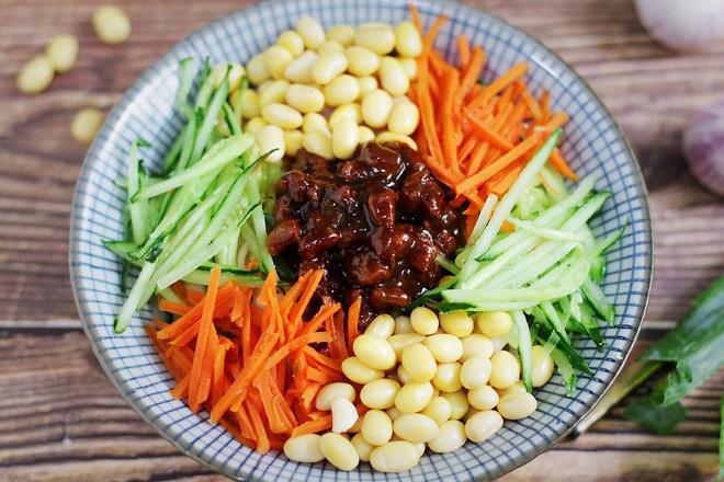 炸醬面的做法-咸鮮味拌菜譜