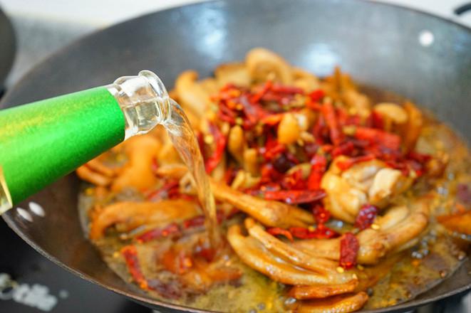 香辣鹵鴨掌的做法-家常味煮菜譜