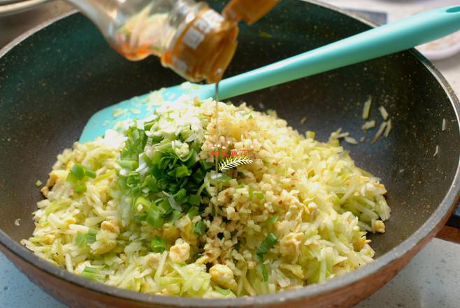 大餡兒薄皮兒餡餅的做法-家常味烙菜譜