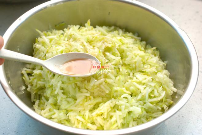 大餡兒薄皮兒餡餅的做法-家常味烙菜譜