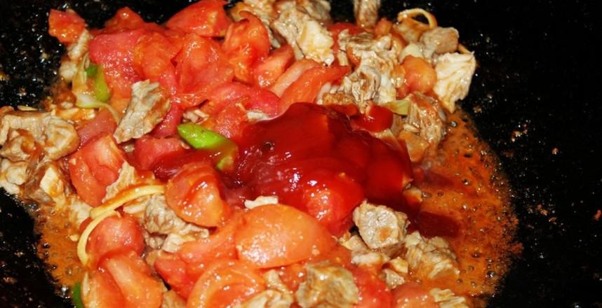 番茄燉鮮牛腩的做法-咸鮮味燉菜譜