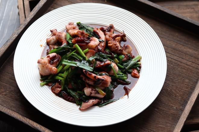 韭菜魷魚須的做法-咸鮮味炒菜譜