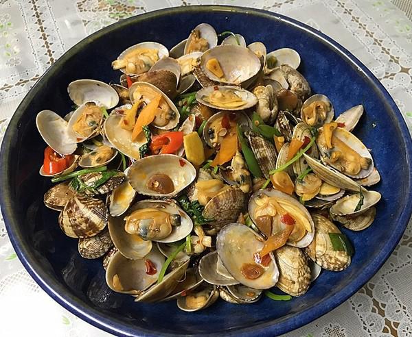 香辣花蛤的做法-香辣味爆菜譜