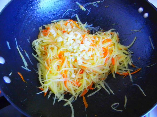 小炒土豆絲的做法-家常味炒菜譜