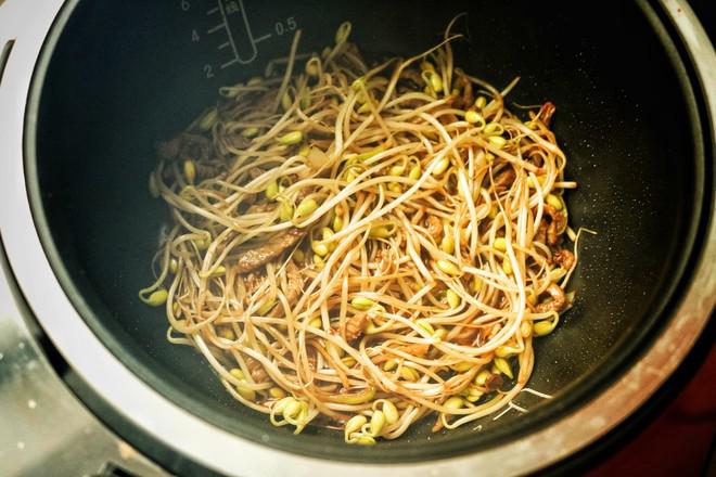 肉絲燜面的做法-家常味燜菜譜