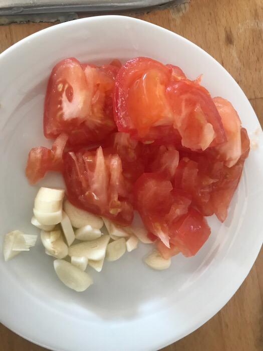 蘑菇雞肉的做法-咸鮮味炒菜譜-易網(wǎng)健康養(yǎng)生網(wǎng) 蘑菇雞肉的做法-咸鮮味炒菜譜