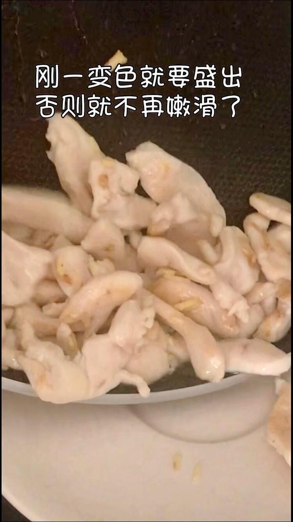 蘑菇雞肉的做法-咸鮮味炒菜譜-易網(wǎng)健康養(yǎng)生網(wǎng) 蘑菇雞肉的做法-咸鮮味炒菜譜