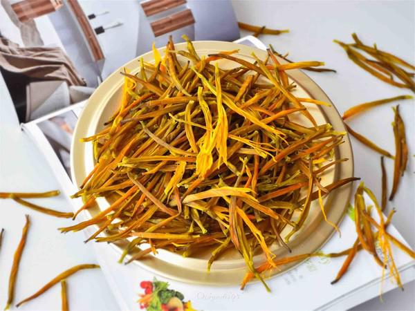 自制金針干菜的做法-其它口味其它工藝菜譜